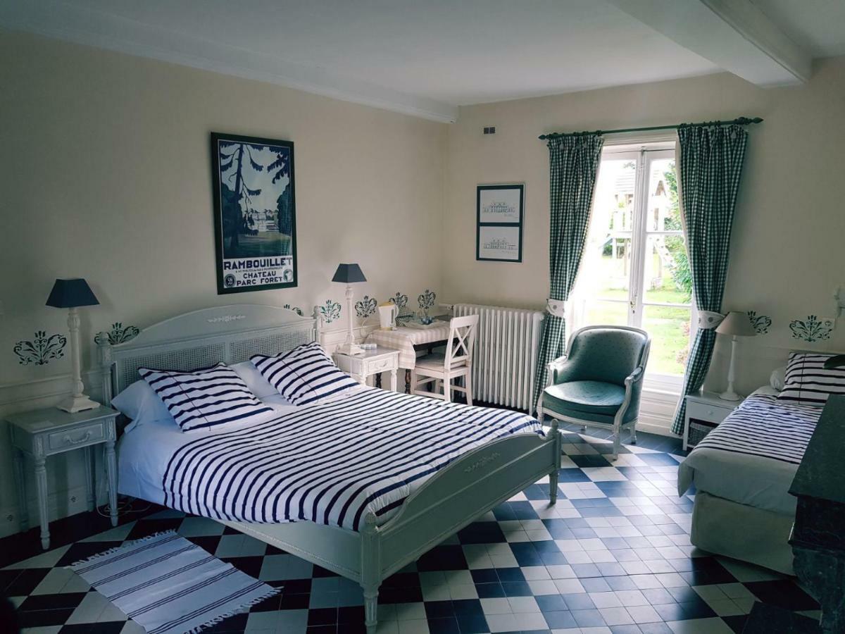 Bed and Breakfast Manoir de l'As de Trèfle à Isneauville Extérieur photo